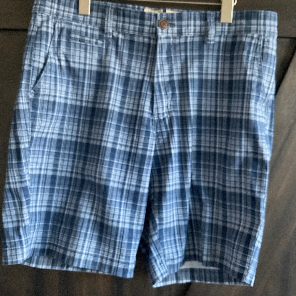 MEN’S PLAID SHORTS GOLF OR CASUAL